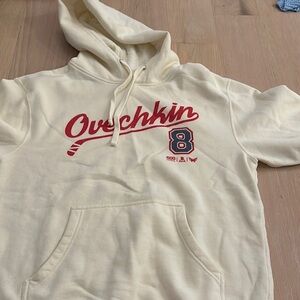White Ovechkin Caps sweatshirt Men's medium